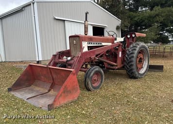 Main image Farmall 656